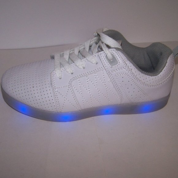 Multi-Lights Tennis Shoes Size 6 Red, Green, Blue - Picture 5 of 8